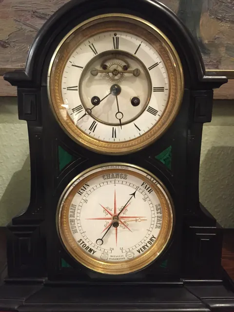 Pendule mit Barometer